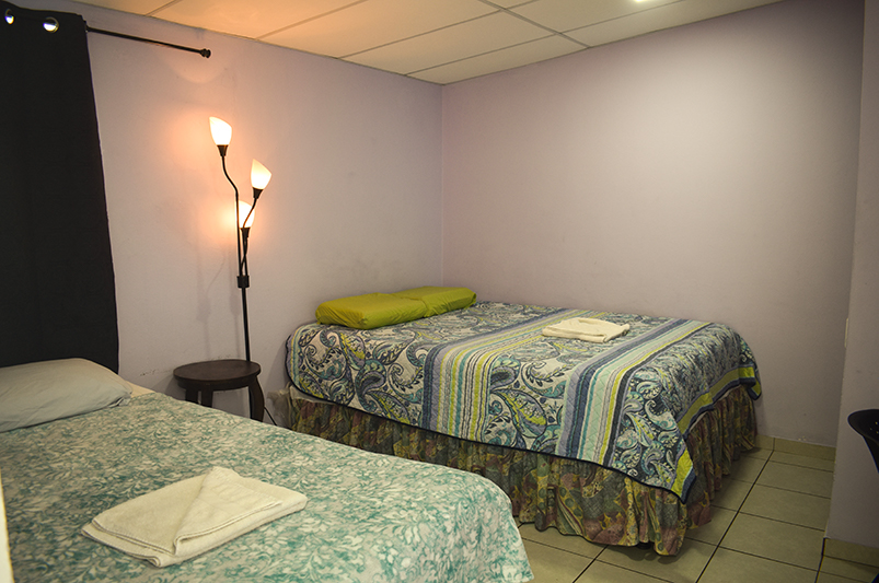 Habitación Doble: Duplica la Pasión en Tu Aventura Salvadoreña